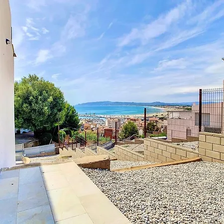 With View & Private Pool