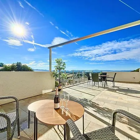 With View & Private Pool Villa L'Estartit