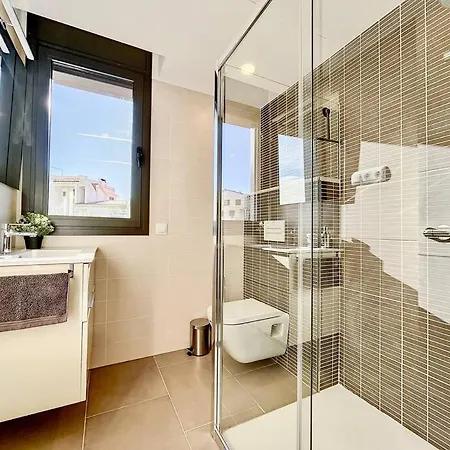 With View & Private Pool 别墅