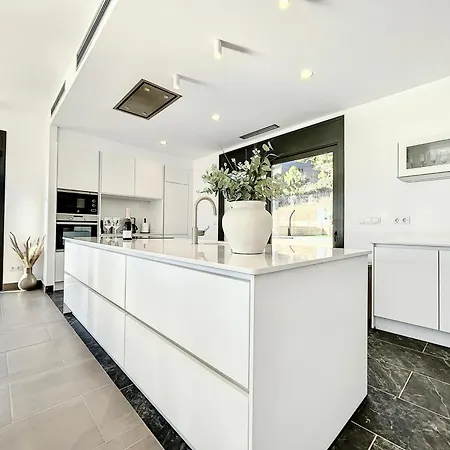 With View & Private Pool * L'Estartit