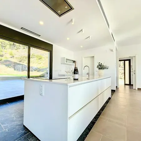 With View & Private Pool Villa *