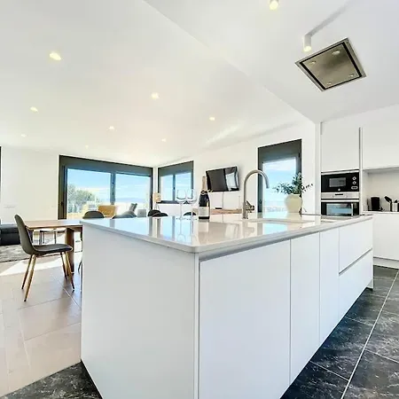 With View & Private Pool Villa *